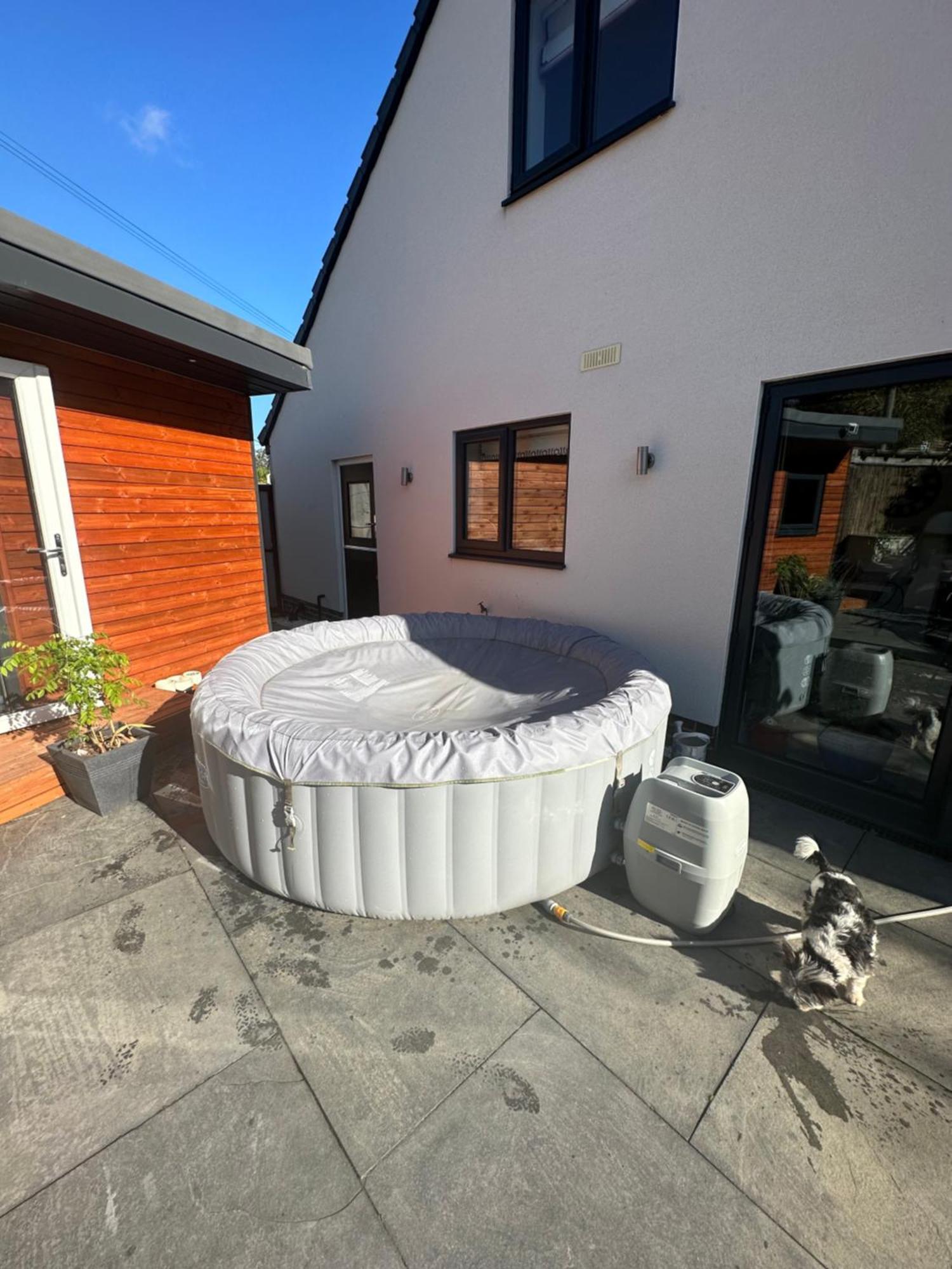 Modern Harrogate House Sleeps 10, Cinema Room & Hot Tub 外观 照片